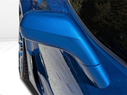 Used 2015 Chevrolet Corvette Z06 w/ 3LZ Preferred Equipment Group image 12