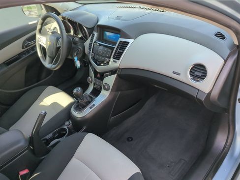 Used 2011 Chevrolet Cruze LS w/ Connectivity Package FWD image 20