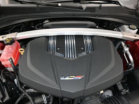 Used 2016 Cadillac CTS V w/ Luxury Package RWD image 29