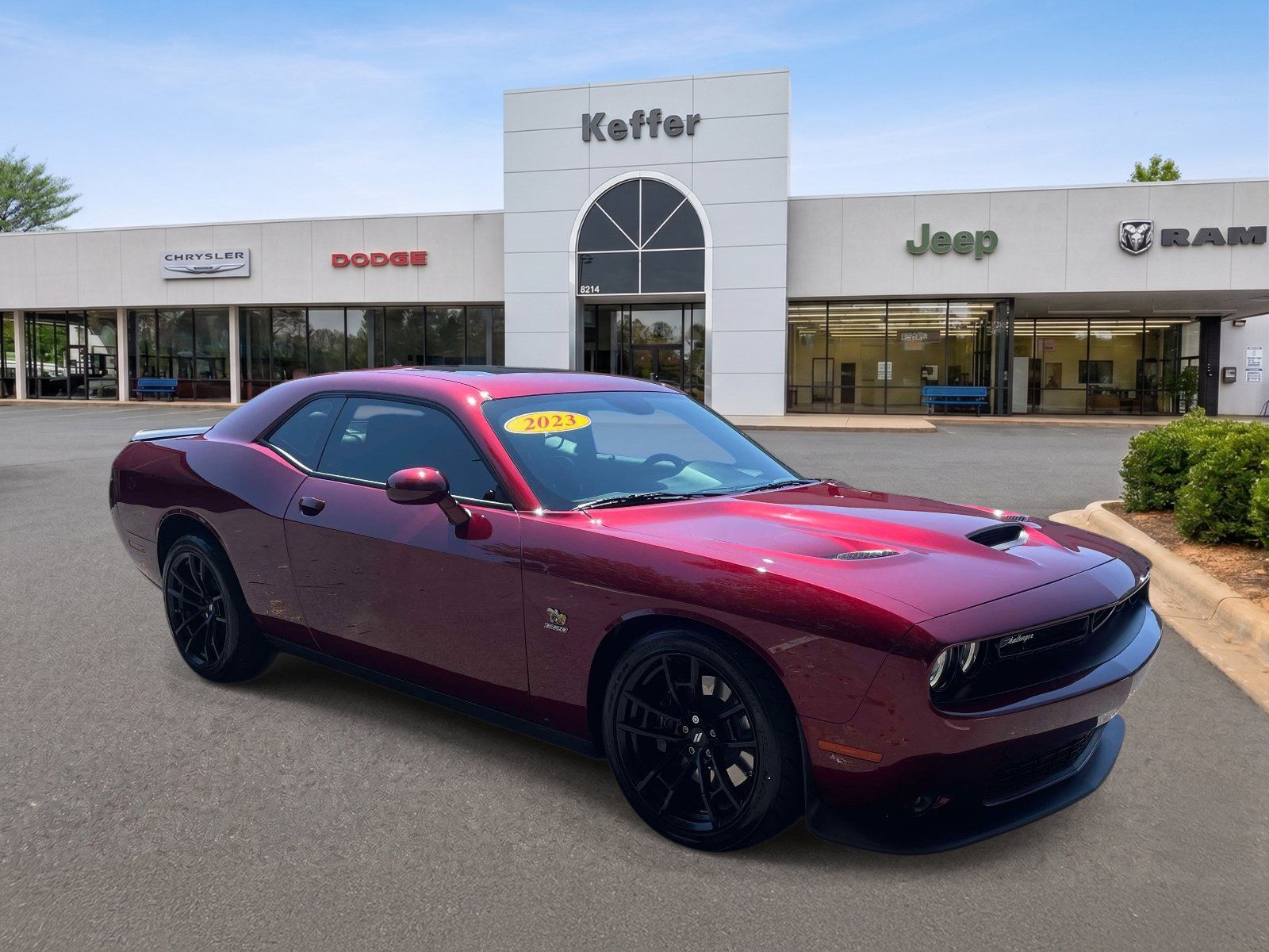Used 2023 Dodge Challenger R/T Scat Pack w/ 1320 Plus Group RWD image 2
