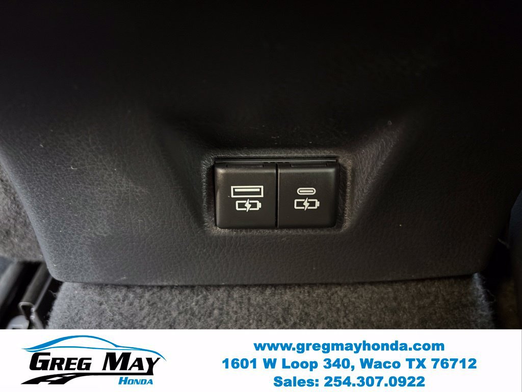 Used 2025 Toyota Camry LE FWD image 20