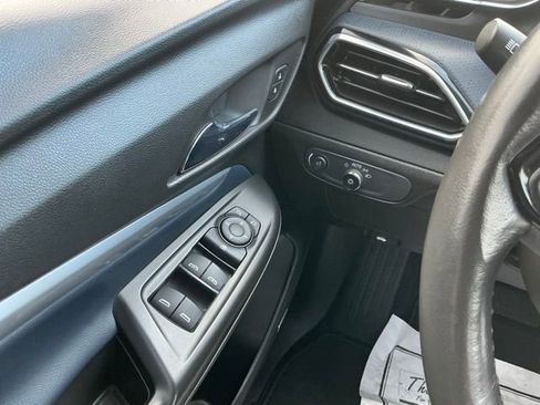 Used 2022 Chevrolet Bolt EUV Premier w/ Sun & Sound Package image 28