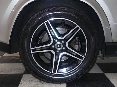 Used 2021 Mercedes-Benz GLE 580 4MATIC image 42
