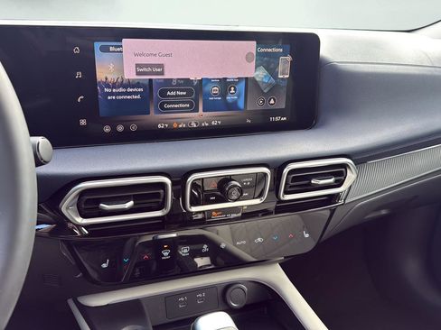 New 2026 Nissan Sentra SL w/ Floor Mat Package image 22