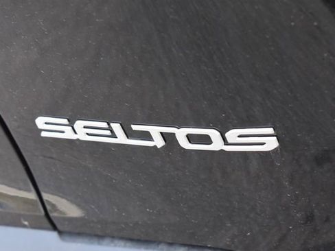 New 2026 Kia Seltos S image 16