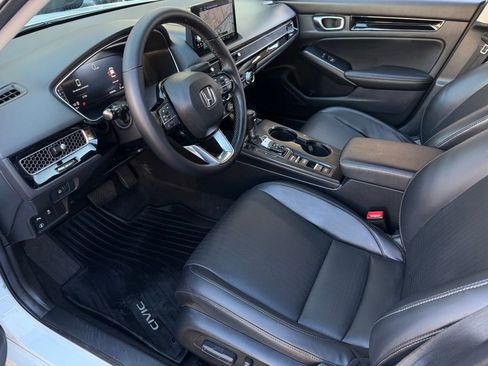 Used 2023 Honda Civic Touring image 18