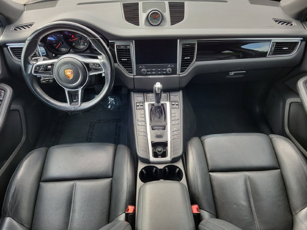 Used 2018 Porsche Macan AWD/4WD image 19