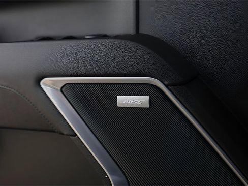 Used 2024 GMC Sierra 1500 SLT w/ SLT Premium Plus Package image 25