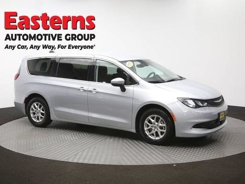 Used 2023 Chrysler Voyager LX FWD image 48