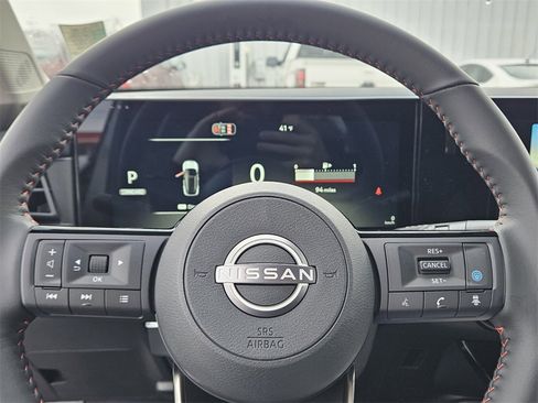 New 2026 Nissan Kicks SR image 24