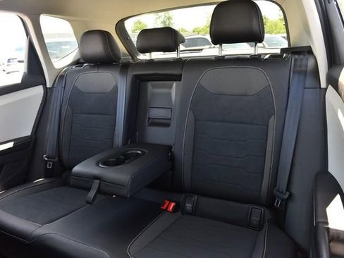 New 2026 Volkswagen Taos SE AWD/4WD image 23