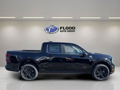 New 2026 Ford Maverick Lariat w/ Black Appearance Package image 4