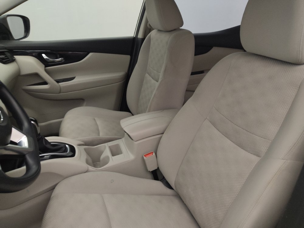 Used 2019 Nissan Rogue Sport SV FWD image 17