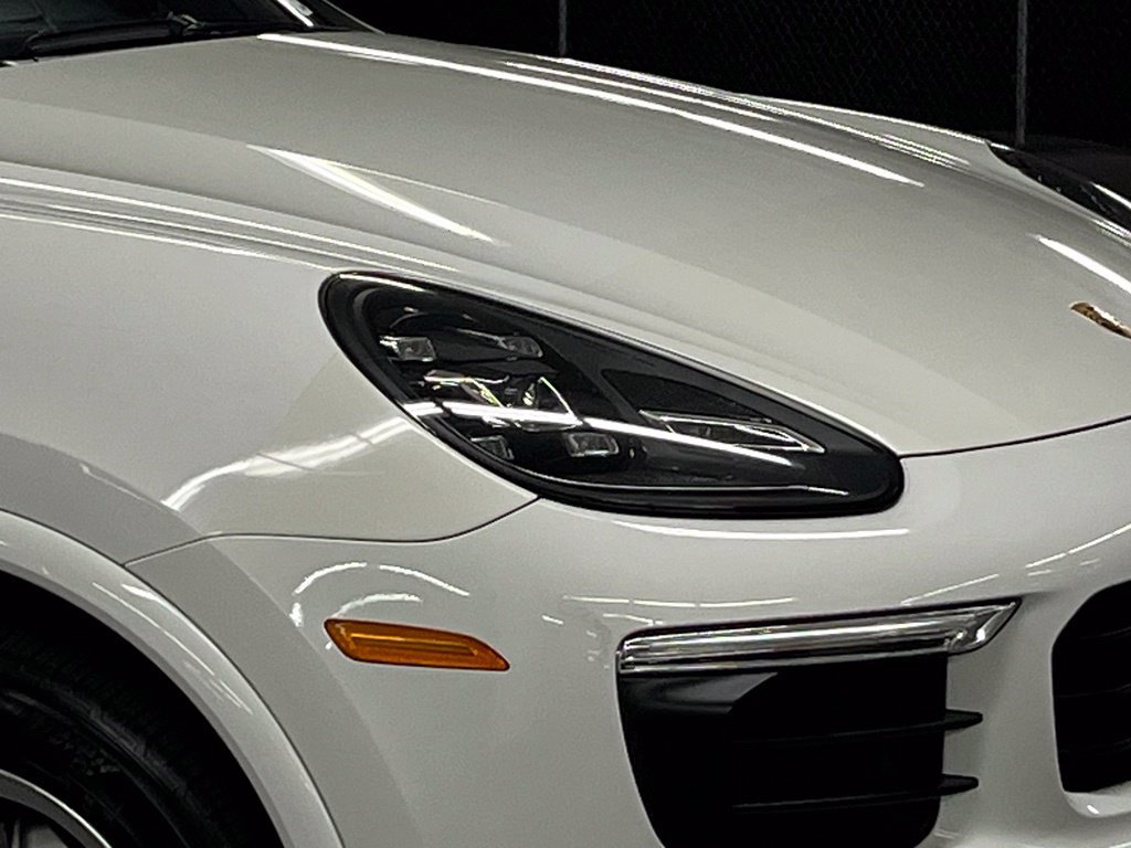 Used 2017 Porsche Cayenne S AWD/4WD image 39
