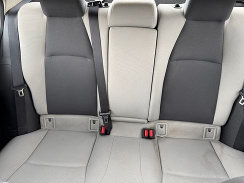 Used 2021 Toyota Corolla LE FWD image 18