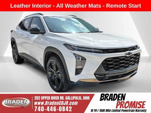 Used 2025 Chevrolet Trax ACTIV w/ Driver Confidence Package FWD image 1