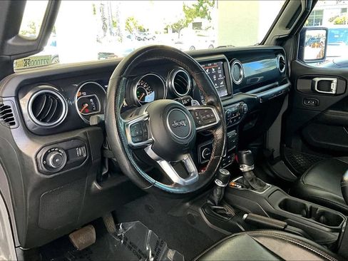 Used 2023 Jeep Wrangler Unlimited Rubicon 392 w/ Trailer Tow Package AWD/4WD image 17
