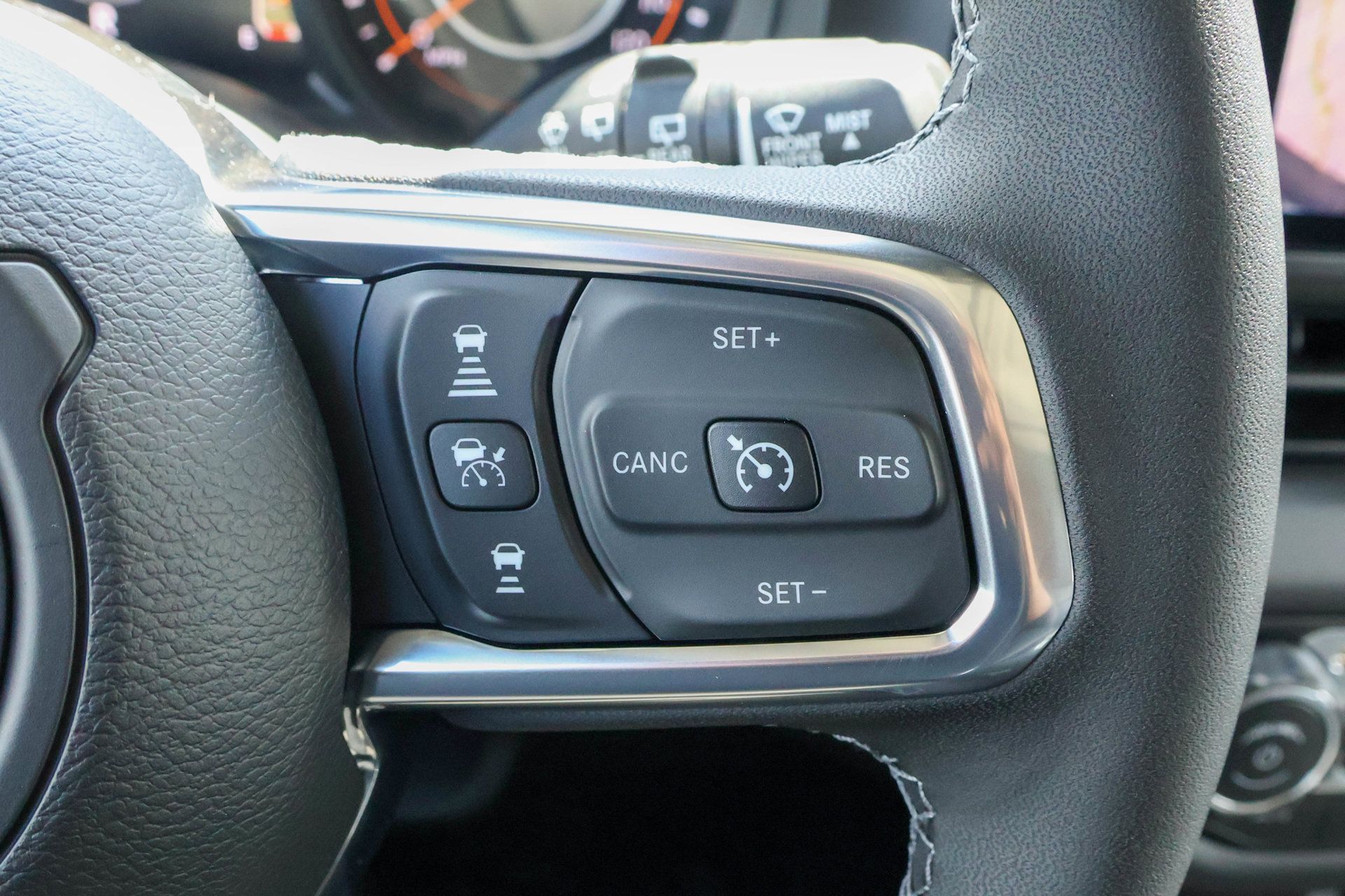 New 2026 Jeep Wrangler Unlimited Sahara AWD/4WD image 30