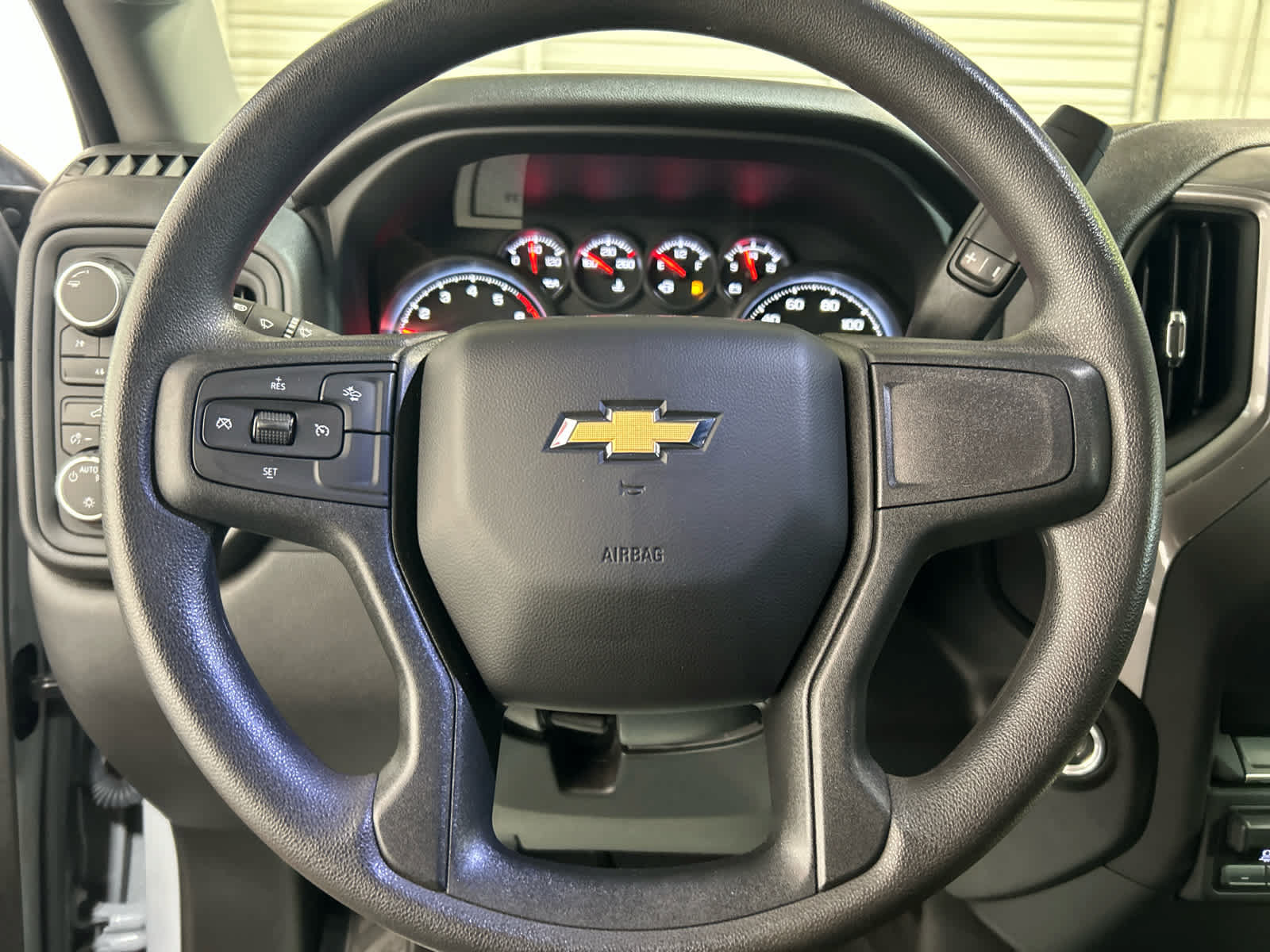 Used 2024 Chevrolet Silverado 2500 Custom w/ Custom Convenience Package AWD/4WD image 8