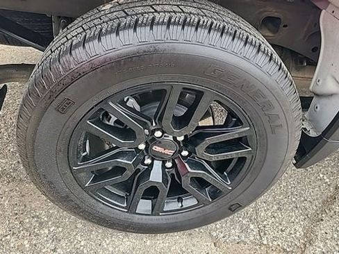 Used 2023 GMC Sierra 1500 Elevation AWD/4WD image 5