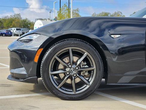Used 2016 MAZDA MX-5 Miata Club image 6