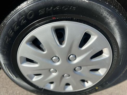 Used 2010 Toyota Camry image 4