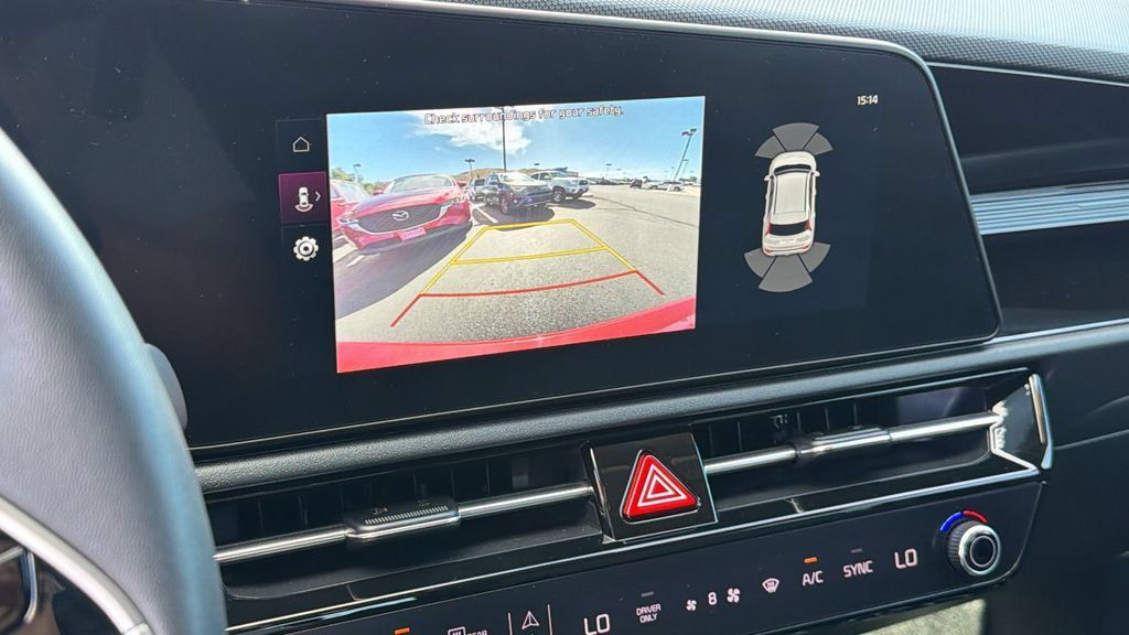 Used 2023 Kia Niro FWD image 16