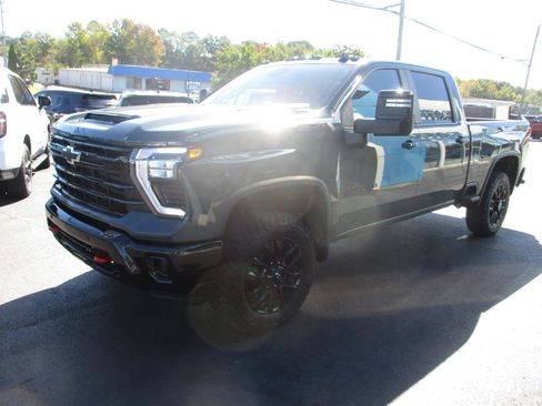 New 2026 Chevrolet Silverado 2500 LT w/ Trail Boss Package image 8