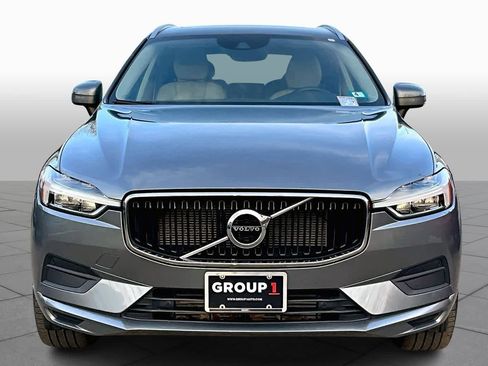 Used 2020 Volvo XC60 T6 Momentum image 4