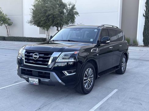 Used 2021 Nissan Armada SV w/ SV Appearance Package image 7