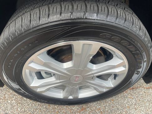 Used 2017 GMC Terrain SLE FWD image 9