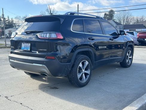 Used 2019 Jeep Cherokee Limited image 6