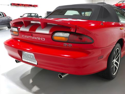 Used 2002 Chevrolet Camaro Z28 w/ SS Performance/Appearance Pkg image 42
