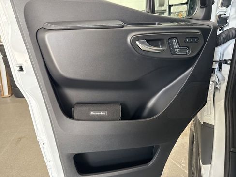 New 2025 Mercedes-Benz Sprinter 2500 image 23