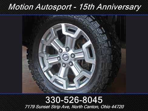 Used 2016 Nissan Titan SV image 44