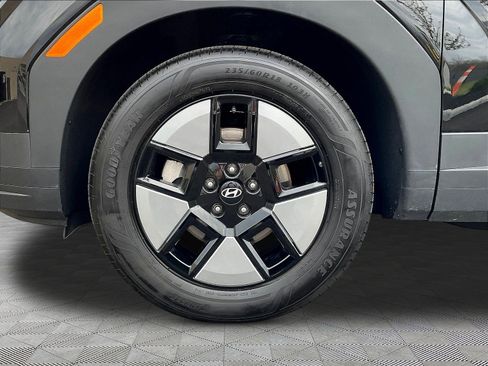 Certified 2026 Hyundai Santa Fe SE AWD/4WD image 32