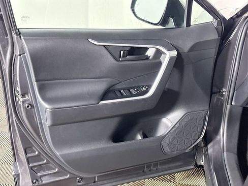 Used 2024 Toyota RAV4 LE image 10