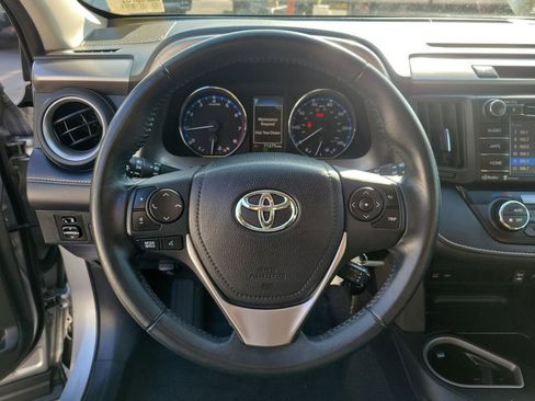 Used 2016 Toyota RAV4 XLE image 24