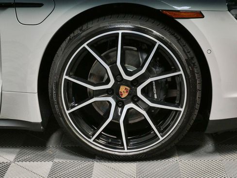 New 2026 Porsche Taycan RWD image 40
