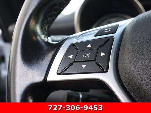 Used 2016 Mercedes-Benz SLK 300 image 19