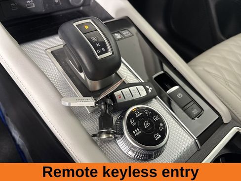 Used 2023 Mitsubishi Outlander SEL image 21