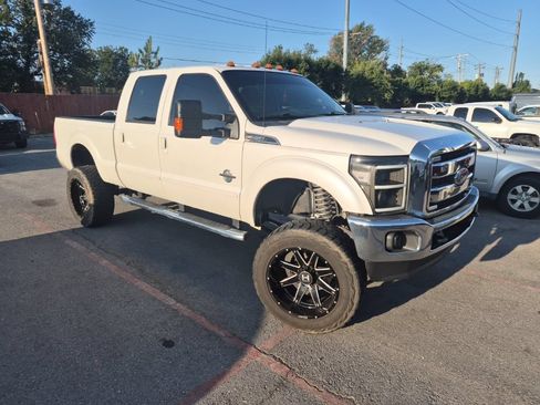 Used 2016 Ford F250 Lariat w/ Lariat Interior Package AWD/4WD image 30