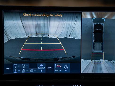 Used 2023 Toyota Tundra Platinum image 50