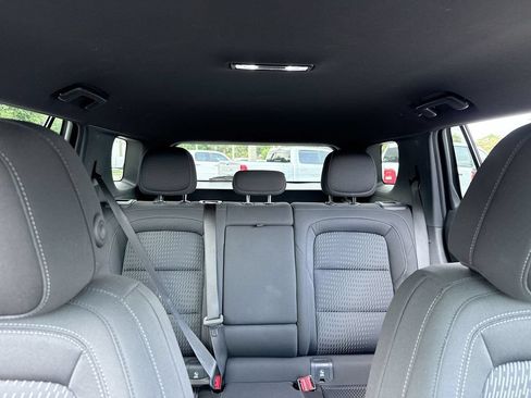 Used 2025 Chevrolet Equinox LT FWD image 28