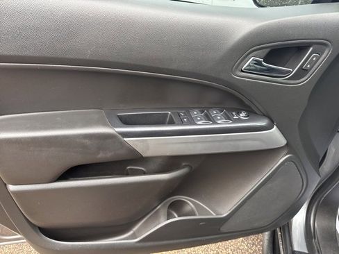 Used 2022 Chevrolet Colorado ZR2 image 9