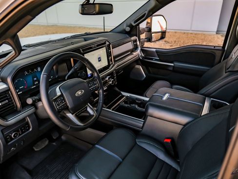 Used 2026 Ford F450 Platinum w/ FX4 Off-Road Package AWD/4WD image 51