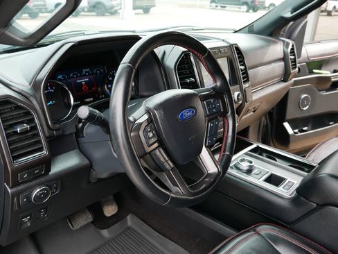 Used 2021 Ford Expedition Limited image 6