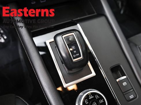 Used 2024 Mitsubishi Outlander SE image 13