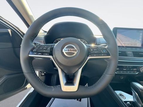 Used 2022 Nissan Altima 2.5 SL FWD image 17