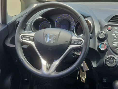 Used 2013 Honda Fit Sport image 17